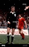 referee-clive-thomas-2BAEBFF.jpg
